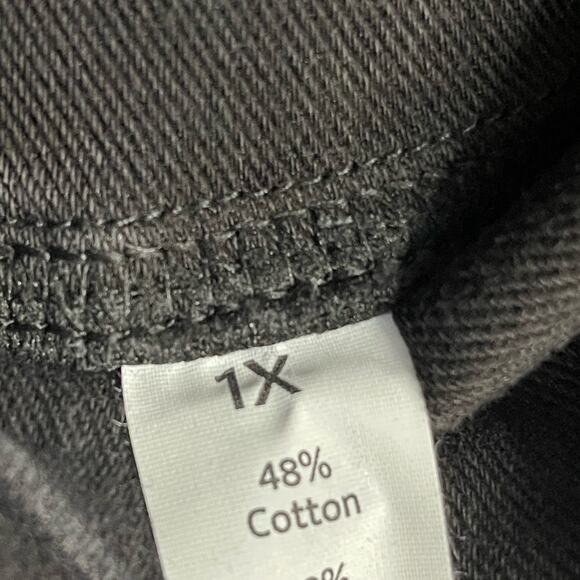 HALARA Charcoal Leggings with Pockets - Picture 10 of 11